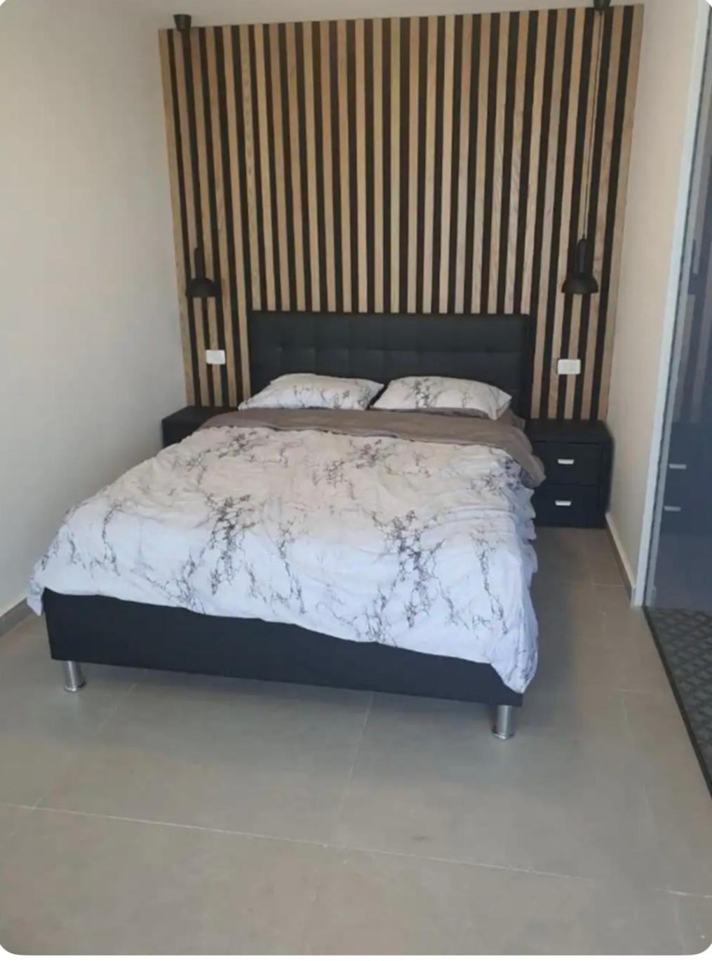 Apartamento Ryo 11 דירת נופש חדשה על חוף הים נוף לים Bat Yam Exterior foto