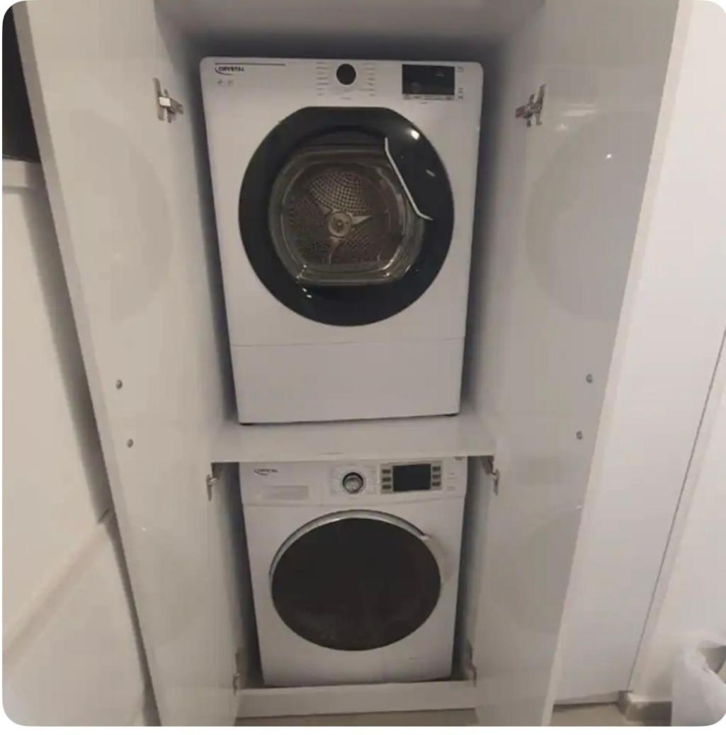 Apartamento Ryo 11 דירת נופש חדשה על חוף הים נוף לים Bat Yam Exterior foto